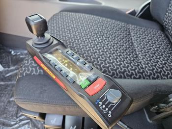 G460 8x4*4 XT / PALFINGER EPSILON Q200 KRAAN + HAAKARM